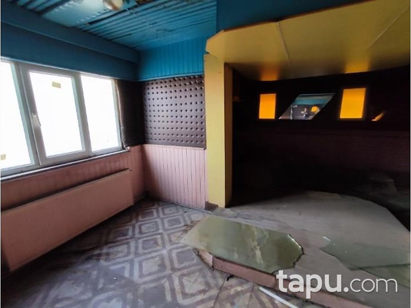 Giresun Şebinkarahisar Fatih Mahallesi'nde 138 m2 Dükkan