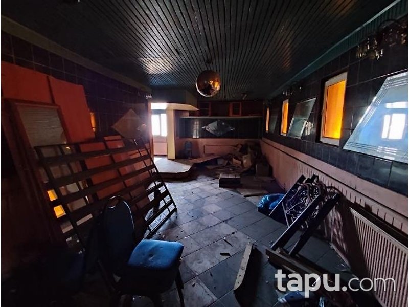 Giresun Şebinkarahisar Fatih Mahallesi'nde 138 m2 Dükkan