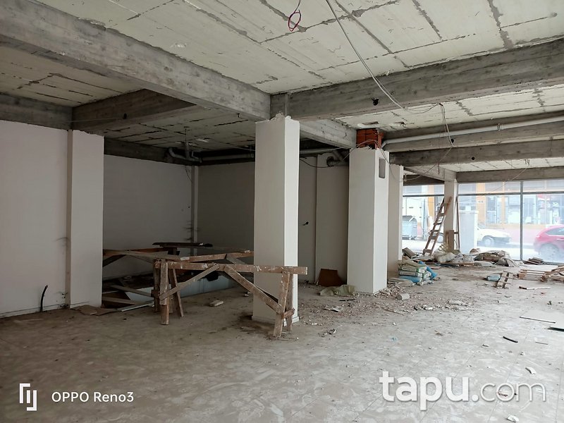 Tepebaşı Şirintepe Mahallesi'nde 302 m2 Depolu Dükkan