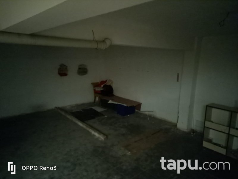 Tepebaşı Şirintepe Mahallesi'nde 302 m2 Depolu Dükkan