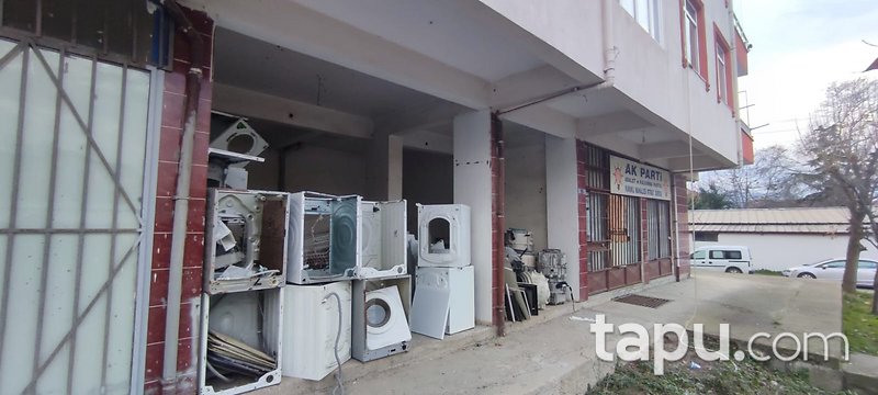 Kocaeli Gölcük Kavaklı Mahallesi'nde 36 m2 Dükkan