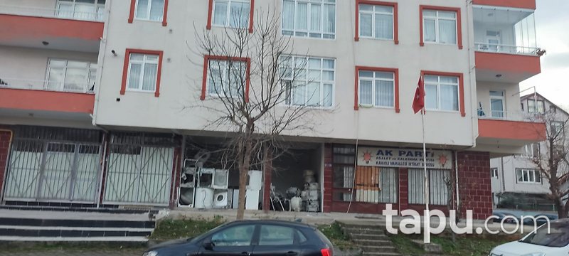 Kocaeli Gölcük Kavaklı Mahallesi'nde 36 m2 Dükkan