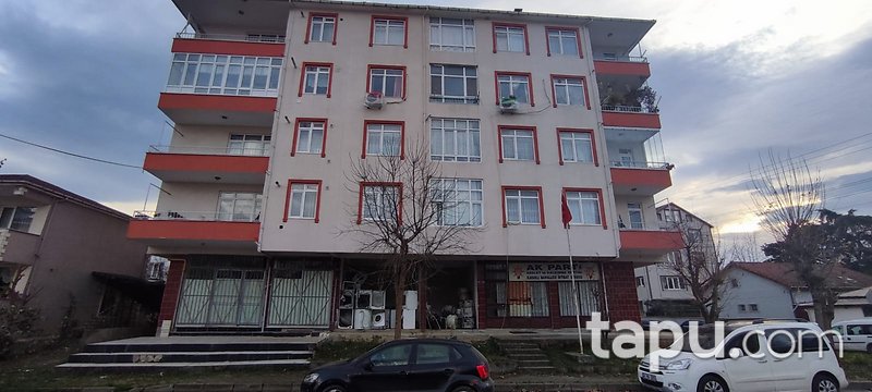 Kocaeli Gölcük Kavaklı Mahallesi'nde 36 m2 Dükkan