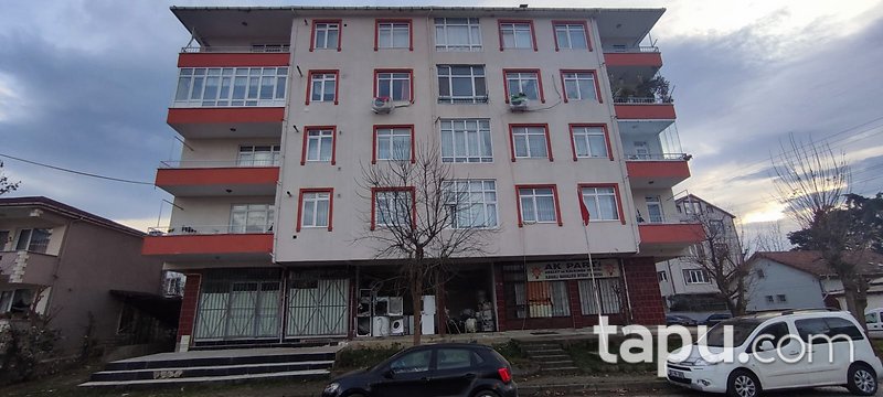 Kocaeli Gölcük Kavaklı Mahallesi'nde 36 m2 Dükkan