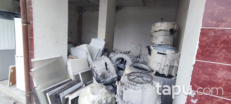 Kocaeli Gölcük Kavaklı Mahallesi'nde 36 m2 Dükkan