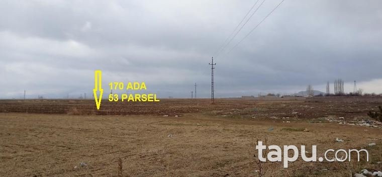 Niğde Merkez Ağçaşar'da 11 Dönüm Tarla