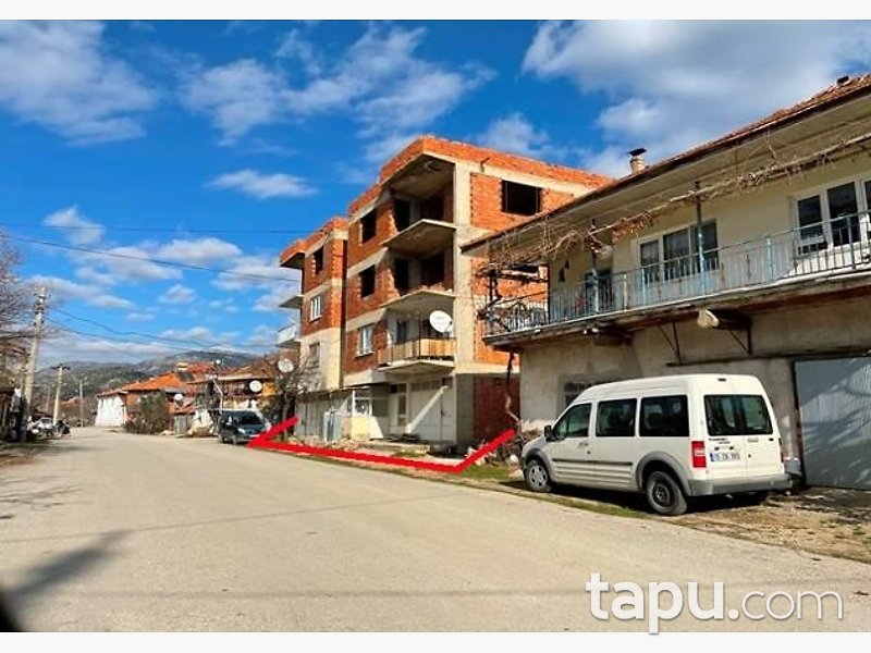Burdur Çeltikçi Cami Mahallesi'nde Hisseli 4 Katlı Bina