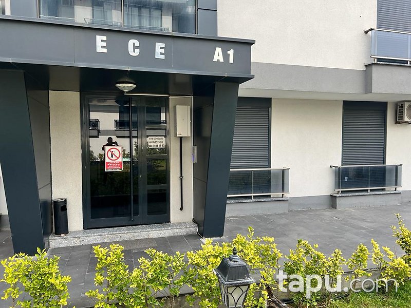 Büyükçekmece Mimaroba Ece Konakları Sitesi'nde 2+1 Daire