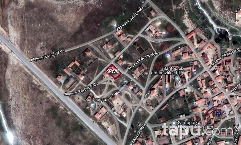 Nevşehir Kozaklı Akpınar Köyü'nde Avlulu Kargir Ahır