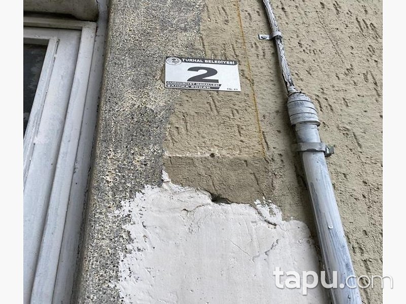 Tokat Turhal Cumhuriyet Mahallesi'nde 3+1 Daire