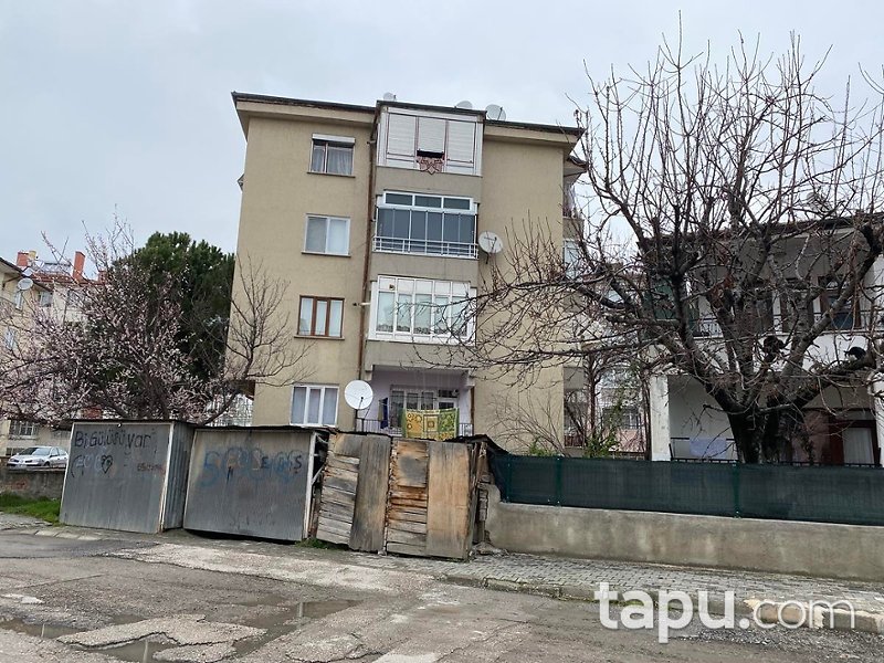 Tokat Turhal Cumhuriyet Mahallesi'nde 3+1 Daire