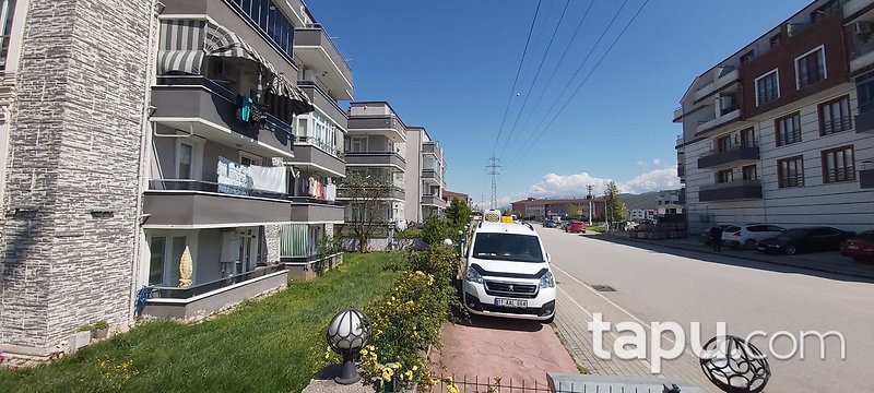 Gölcük Çiftlik Mahallesi Balaban Sitesi'nde 1+1 Daire