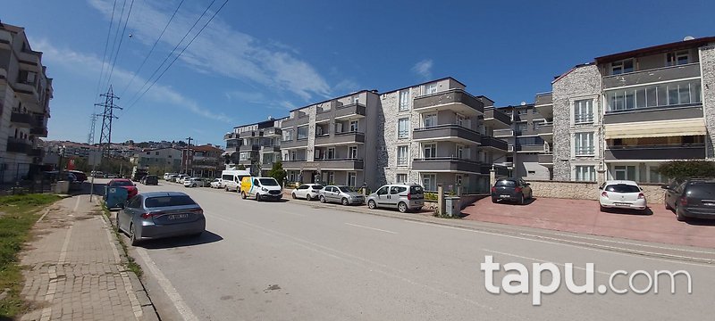 Gölcük Çiftlik Mahallesi Balaban Sitesi'nde 1+1 Daire