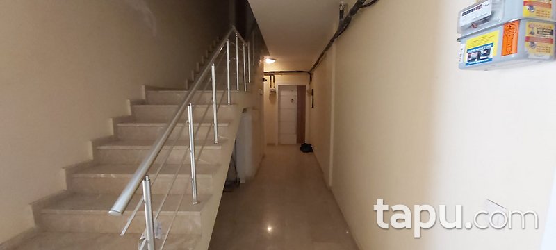 Gölcük Çiftlik Mahallesi Balaban Sitesi'nde 1+1 Daire