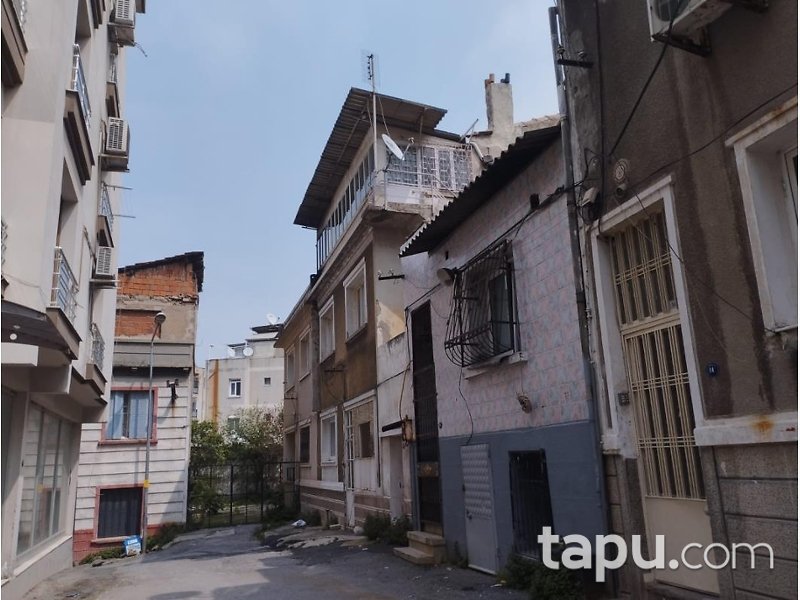 İzmir Konak Tınaztepe Mahallesinde Hisseli Arsa