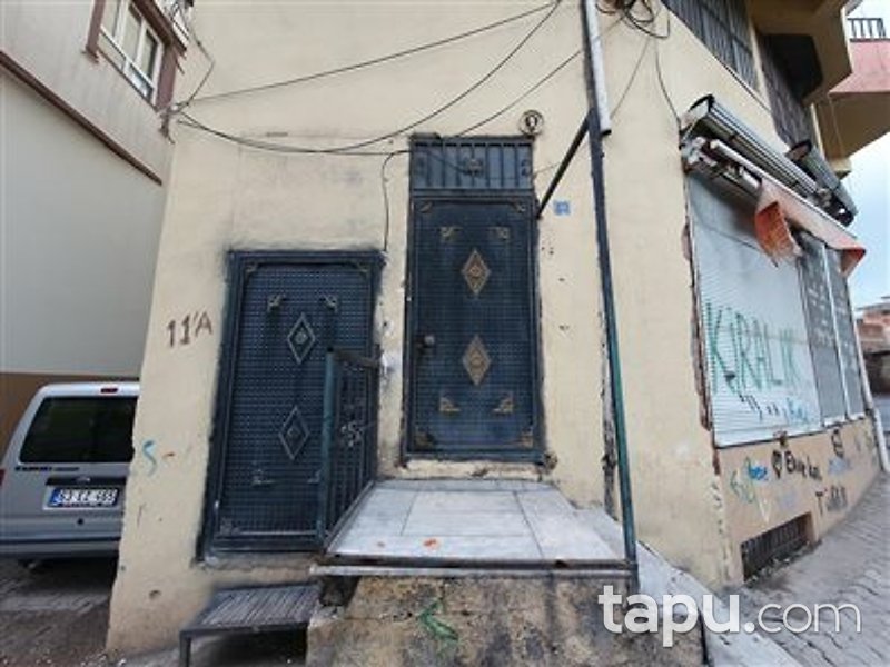 Şanlıurfa Siverek Şair İbrahim Rafet Mahallesi'nde İskanlı 3+1 Daire