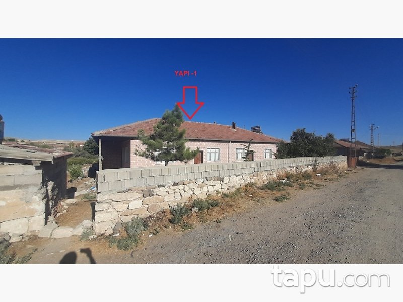 Yozgat Yenifakılı Fehimli Mahallesi'nde 512 m² Müstakil Ev ve Arsası