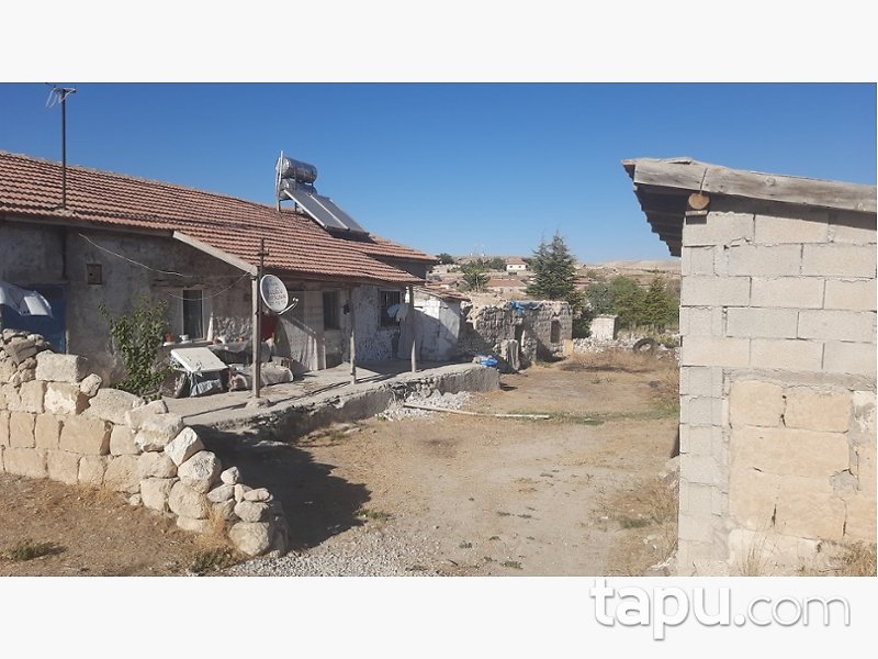 Yozgat Yenifakılı Fehimli Mahallesi'nde 512 m² Müstakil Ev ve Arsası