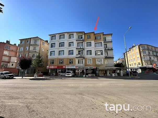 Karaman Merkez Hacıcelal Mahallesi'nde Hisseli 110 m2 Daire