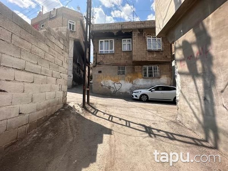 Gaziantep Şahinbey Kanalıcı Mahallesi'nde Hisseli Tek Katlı Bina
