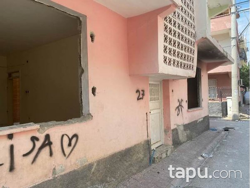 Adana Yüreğir Yavuzlar Mahallesi'nde Hisseli 2 Katlı Bina