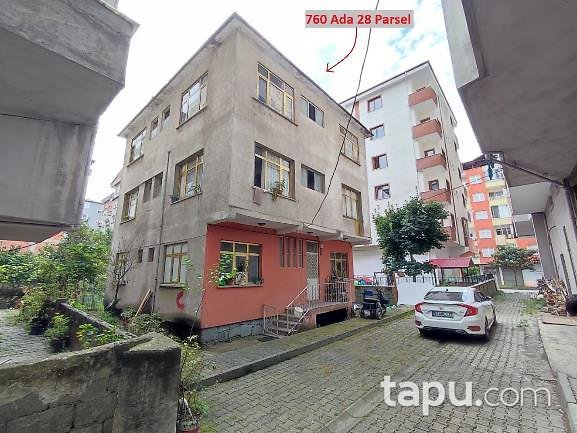Rize Ardeşen Yavuz Selim Mahallesinde 262 m2 Bina