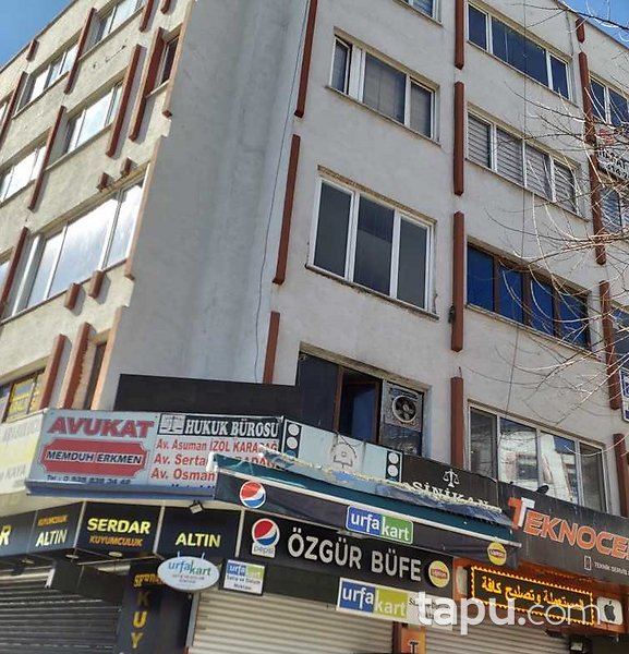Haliliye Atatürk Mahallesi'nde 12 m2 Dükkan