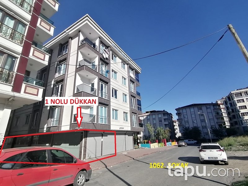 Esenyurt Akevler Mahallesi'nde 153 m2 Depolu Dükkan