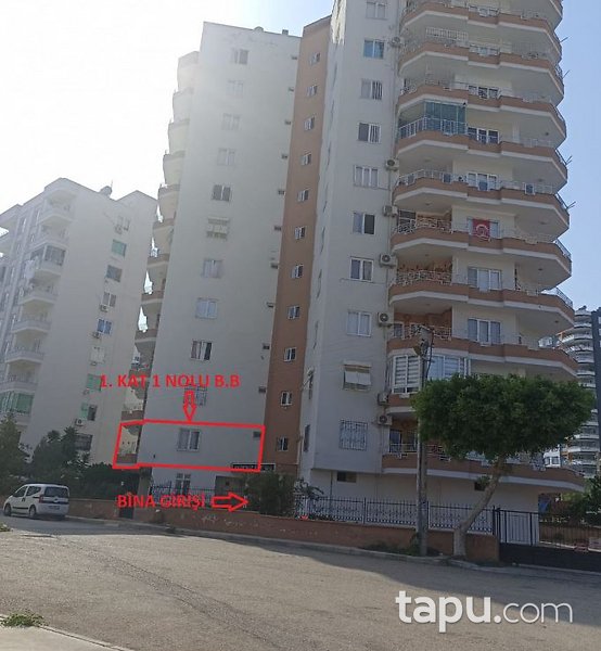 Mersin Yenişehir Akdeniz Sitesi'nde 3+1 148 m2 İskanlı Daire