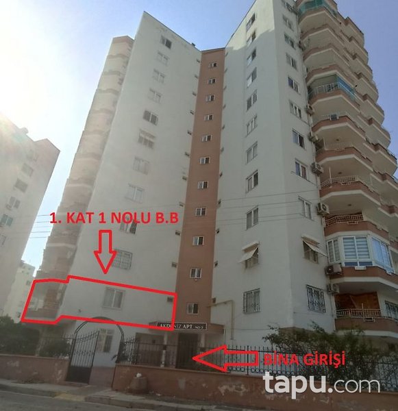 Mersin Yenişehir Akdeniz Sitesi'nde 3+1 148 m2 İskanlı Daire