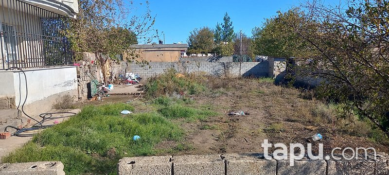 Diyarbakır Bismil Yukarısalat Köyü'nde 165 m2 Müstakil Ev Ve Arası