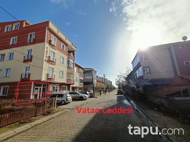 Tekirdağ Muratlı İstiklal Vatan Caddesi'nde 208 m2 Dubleks Dükkan