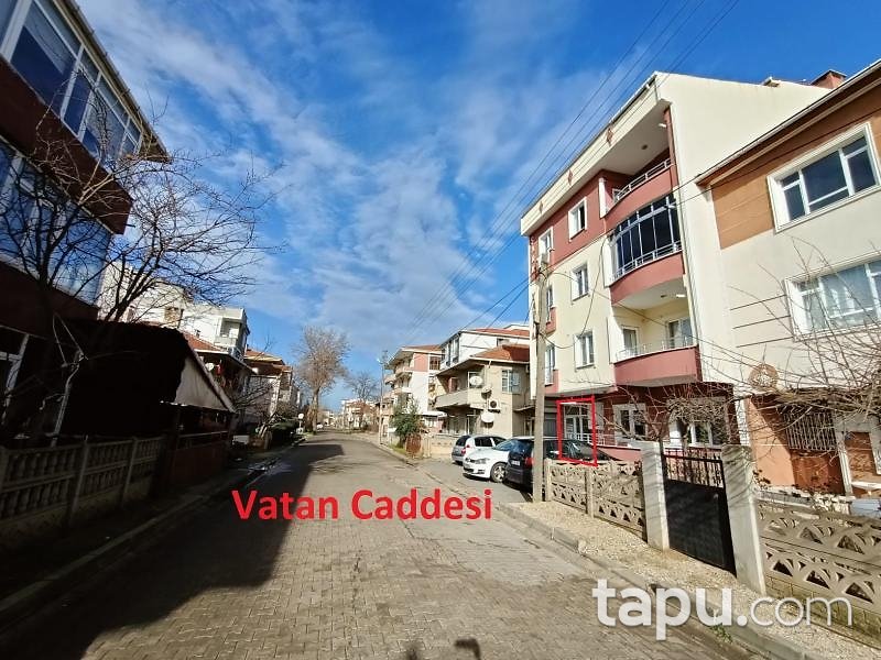 Tekirdağ Muratlı İstiklal Vatan Caddesi'nde 208 m2 Dubleks Dükkan