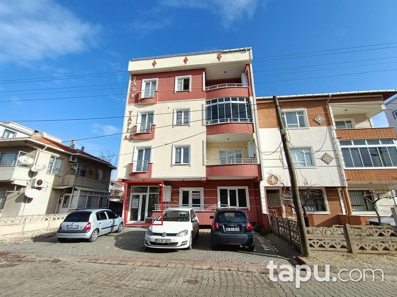 Tekirdağ Muratlı İstiklal Vatan Caddesi'nde 208 m2 Dubleks Dükkan