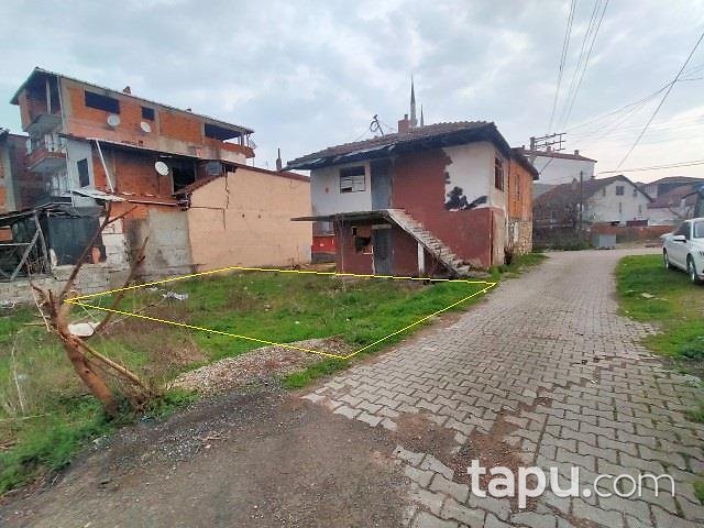 Kartepe Çepni Mahallesi'nde Hisseli 75 m2 Bahçe