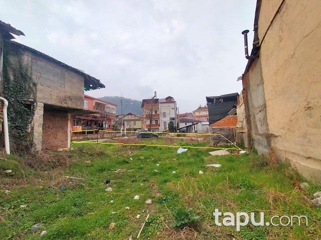 Kartepe Çepni Mahallesi'nde Hisseli 75 m2 Bahçe