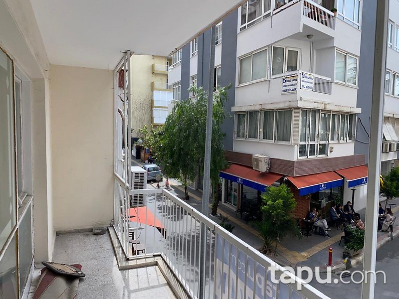 İzmir Konak Kültür Mahallesi'nde 3+1 Daire