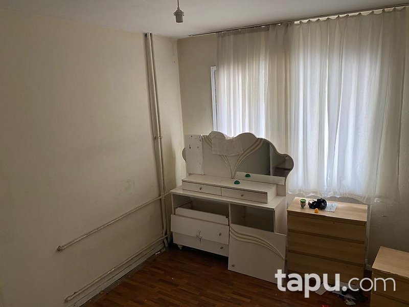 İzmir Konak Kültür Mahallesi'nde 3+1 Daire