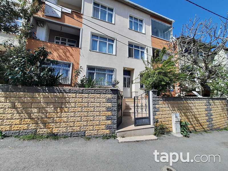 Maltepe Esenkent Mahallesi'nde Hisseli Bina ve Arsası