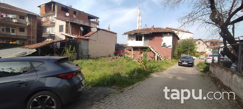 Kartepe Çepni Mahallesi'nde Hisseli 75 m2 Bahçe