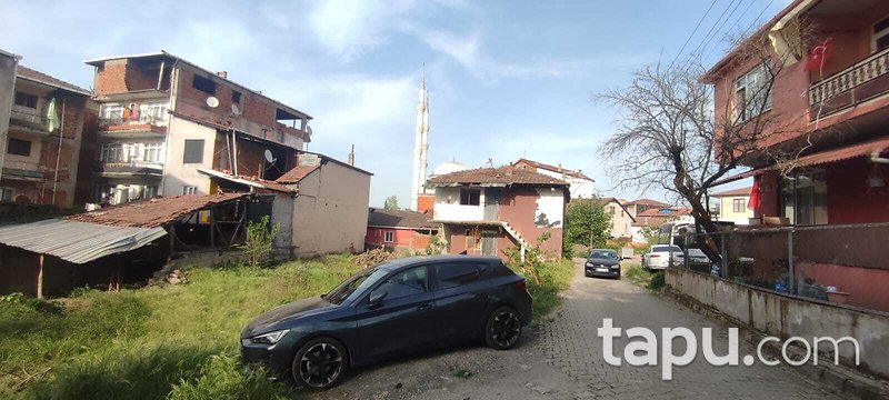 Kartepe Çepni Mahallesi'nde Hisseli 75 m2 Bahçe