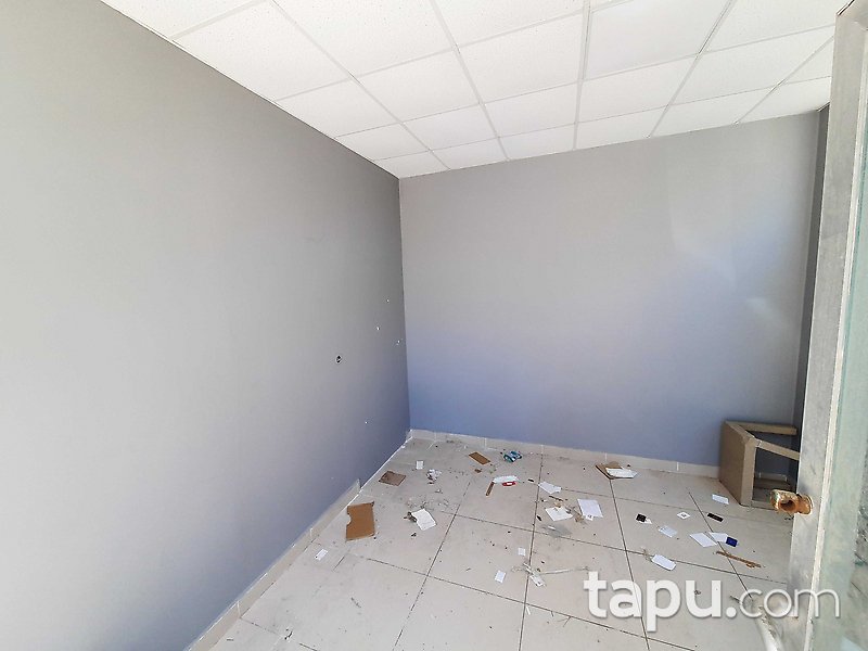 Kartal Cevizli Mahallesi'nde Adalet Sarayı'na Yakın 56 m2 Dükkan