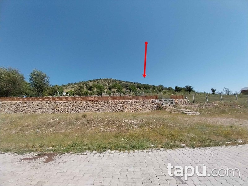 Afyonkarahisar Merkez Kocatepe Mahallesi'nde 11 Dönüm Tarla