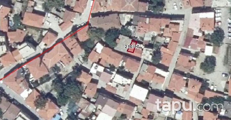 Edremit Gaziilyas Mahallesi'nde Avlulu Kerpiç Ev (BS-00343)