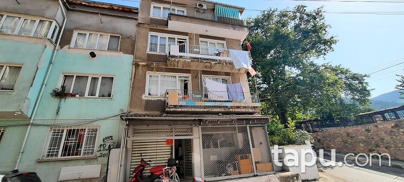 Bursa Yıldırım'da 4 Katlı Bina (BS-01108)