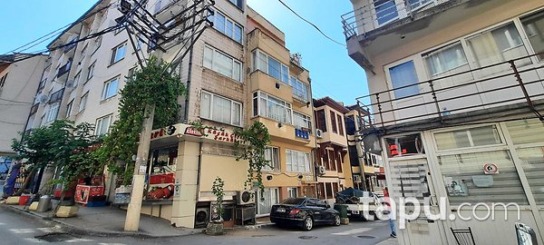 Bursa Yıldırım Karaağaç'ta 4 Katlı Bina (BS-01111)