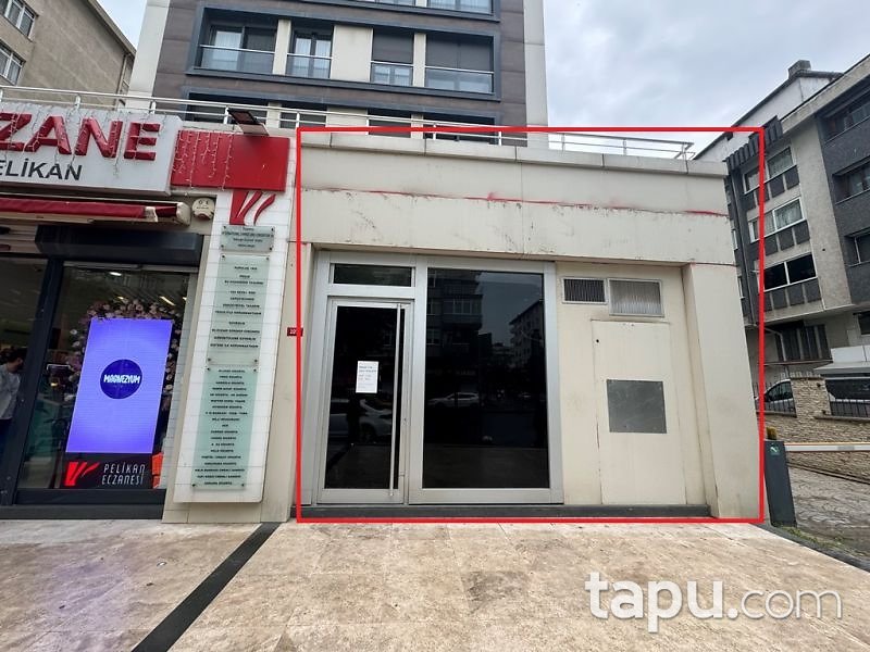 Kadıköy Göztepe'de Tabela Değeri Yüksek 193 m2 Dükkan