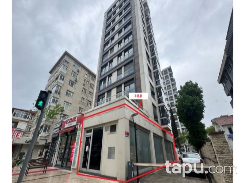 Kadıköy Göztepe'de Tabela Değeri Yüksek 193 m2 Dükkan