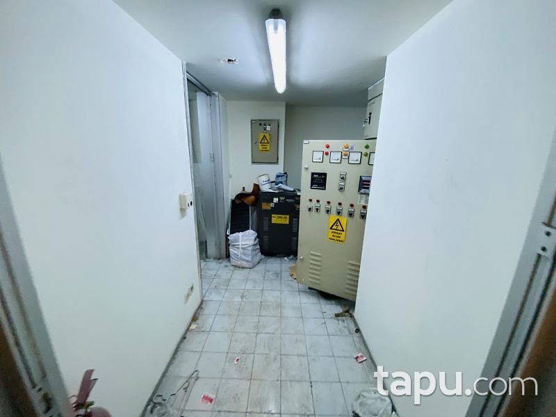 Şehitkamil Korutürk İşlek Cadde'de 580 m2 Ticari Bina