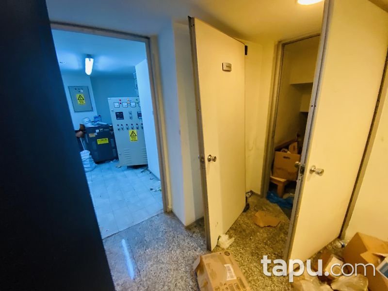 Şehitkamil Korutürk İşlek Cadde'de 580 m2 Ticari Bina